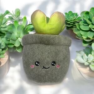 NWT MINISO Life Succulent Potted Plant Plush Stuffed Animal 7" smiley happy cute